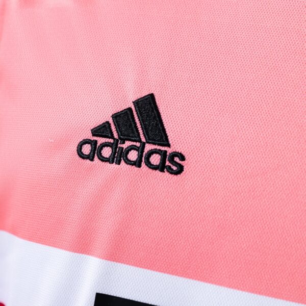 Juventus 2015/16 Away Retro Jersey – Classic Edition