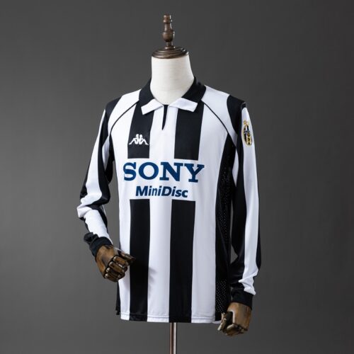 img_3938 Juventus 1997/98 Home Jersey – Retro Classic Edition
