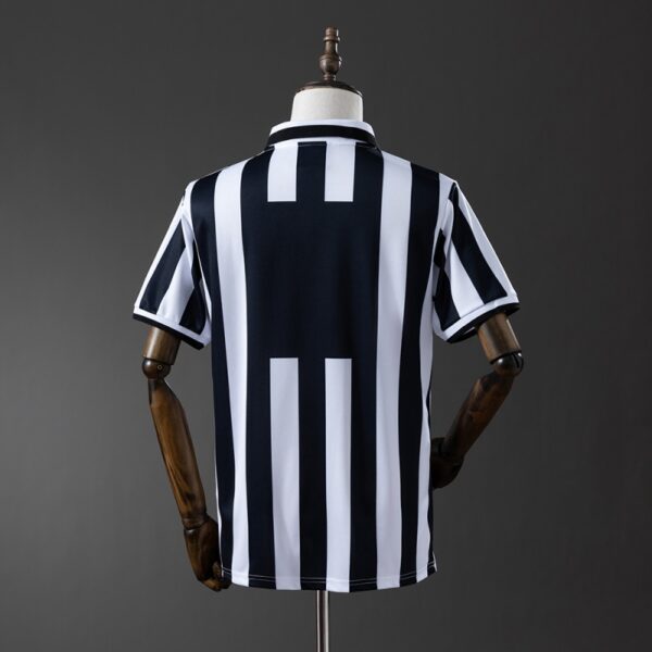 Juventus 1995/97 Home Retro Jersey – Classic Edition
