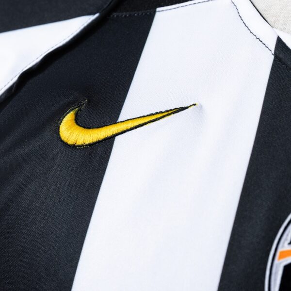 img_3981 Juventus 2004/05 Home Retro Jersey – Classic Edition