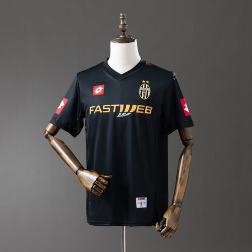 img_4050 Juventus 2001/02 Away Retro Jersey – Classic Edition