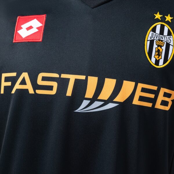 img_4053 Juventus 2001/02 Away Retro Jersey – Classic Edition