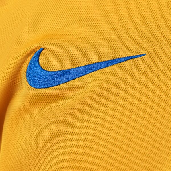 img_4060 Juventus 2005/06 Third Away Retro Jersey – Classic Edition