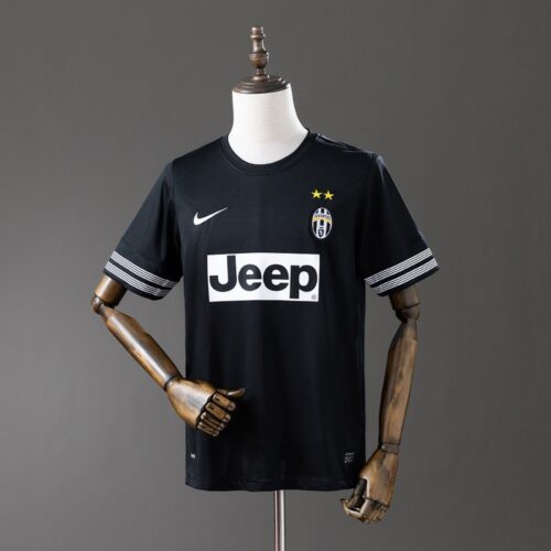 img_4082 Juventus 2003/04 Home Retro Jersey – Classic Edition