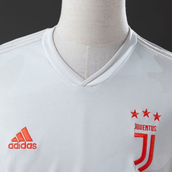 img_4092 Juventus 2019/20 Away Retro Jersey – Classic Edition