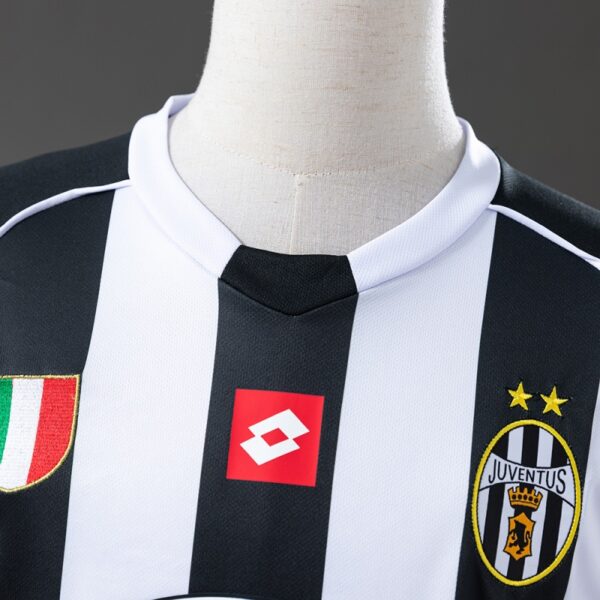 Juventus 2002/03 Home Retro Jersey – Classic Edition