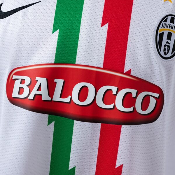 img_4105 Juventus 2010/11 Away Retro Jersey – Classic Edition