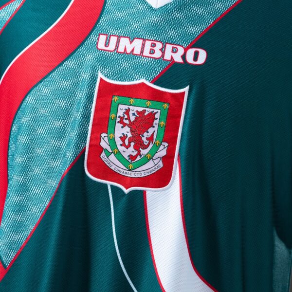 img_5809-2 Wales 1994/95 Away Retro Jersey – Classic Edition