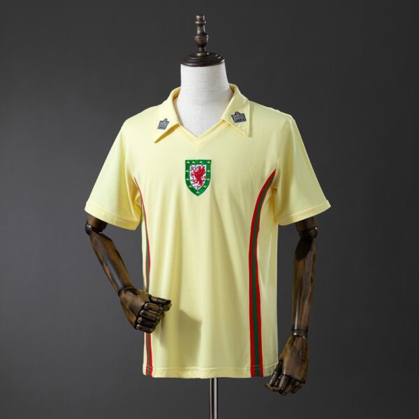 img_5818-2 Wales 1976/79 Away Retro Jersey – Classic Edition