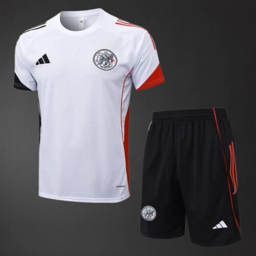 img_6407-2 Ajax 2025/26 Adults & Kids Short Sleeve Training Kit – White