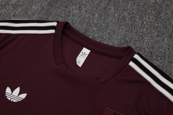 Ajax 2025/26 Adults Short Sleeve Training Kit