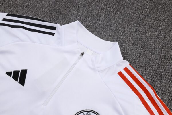 Ajax 2025/26 Adults & Kids 1/4 Zip Training Kit – Official Style Set