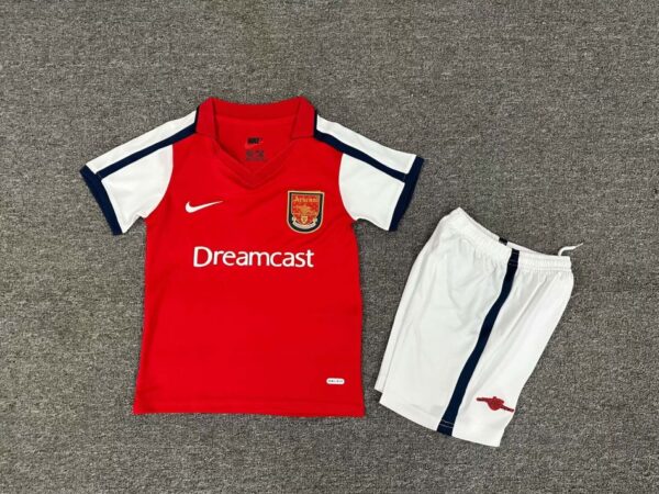 Arsenal 2000/02 Home Kids Retro Kit – Classic Edition