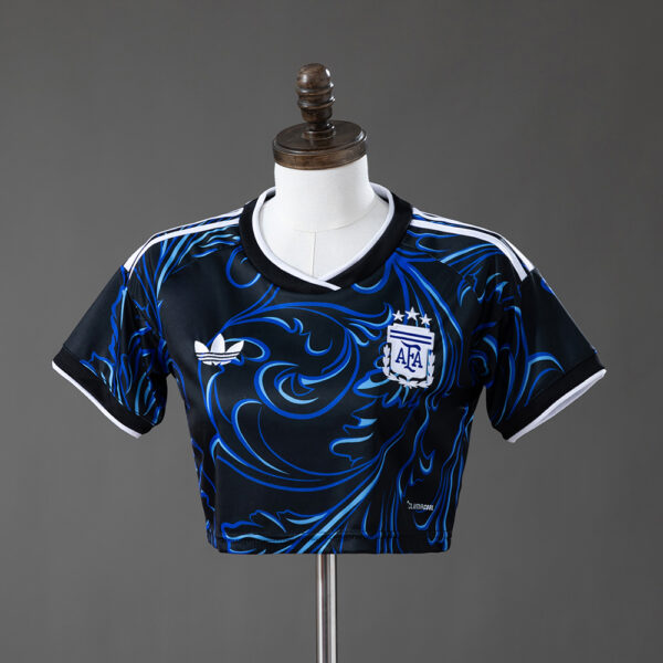Argentina 2026 Women’s Crop Top Jersey – Modern Fan Edition