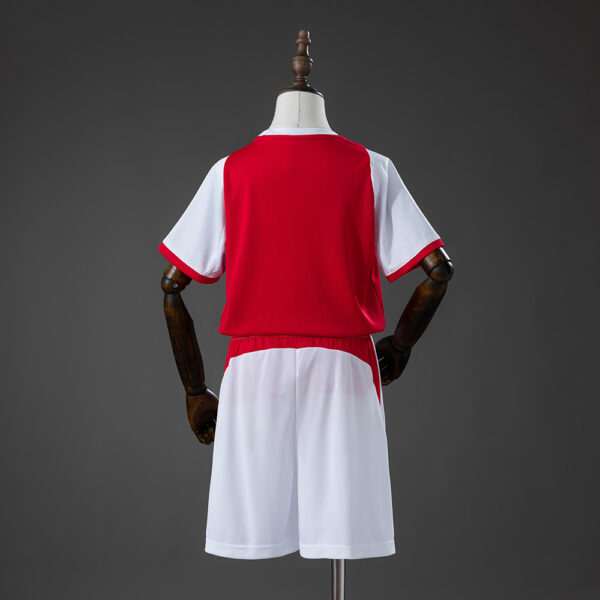 Arsenal 2002/04 Home Kids Retro Kit – Classic Edition