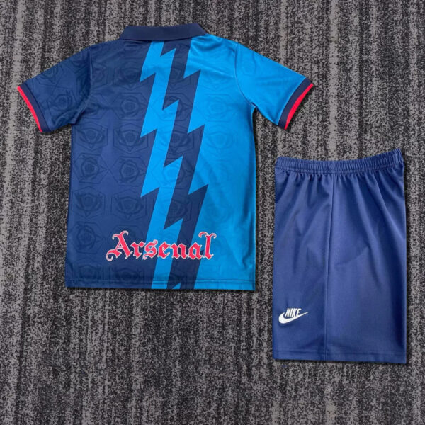 Arsenal 1995/96 Away Kids Retro Kit – Classic Edition