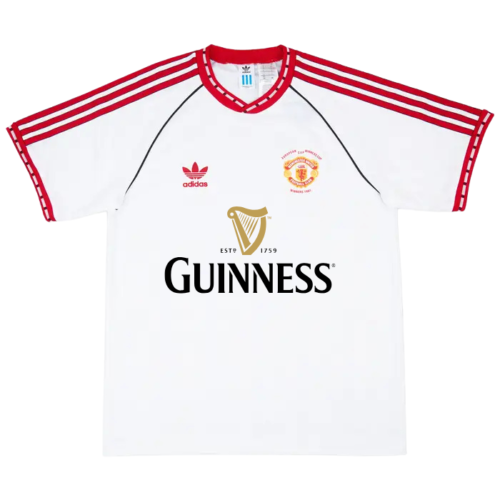 Untitled design (73) Manchester United X Guinness 1990–91 Cup Winners’ Cup