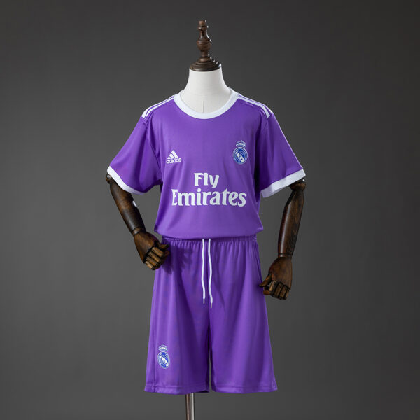 Real Madrid 2016/17 Away Football Kids Kit – Retro Classic Edition