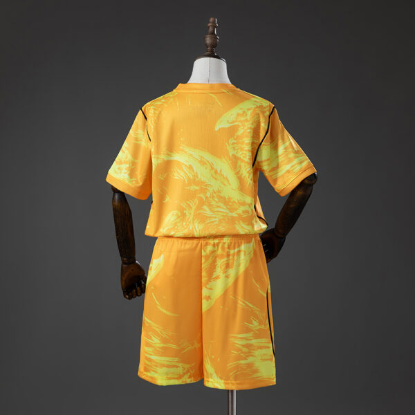England 2026 Goalkeeper Kids Kit – Three Lions Edition