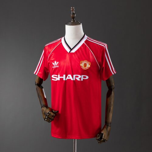 img_7535-2 Manchester United 1984 Home Retro Jersey – Classic 80s Edition