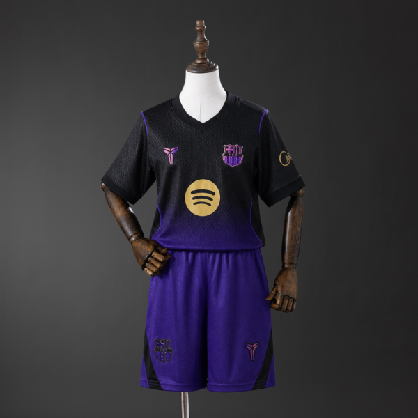 0209b615 FC Barcelona X Kobe 2026/27 - Official Kids Kit