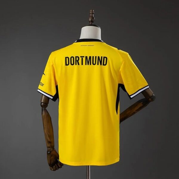 Borussia Dortmund 206/27 Home Jersey