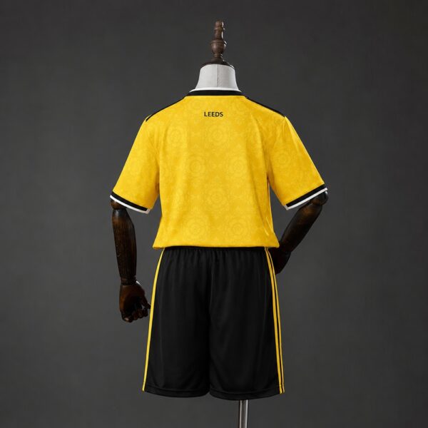 Leeds United 26/27 Kids Away Kit
