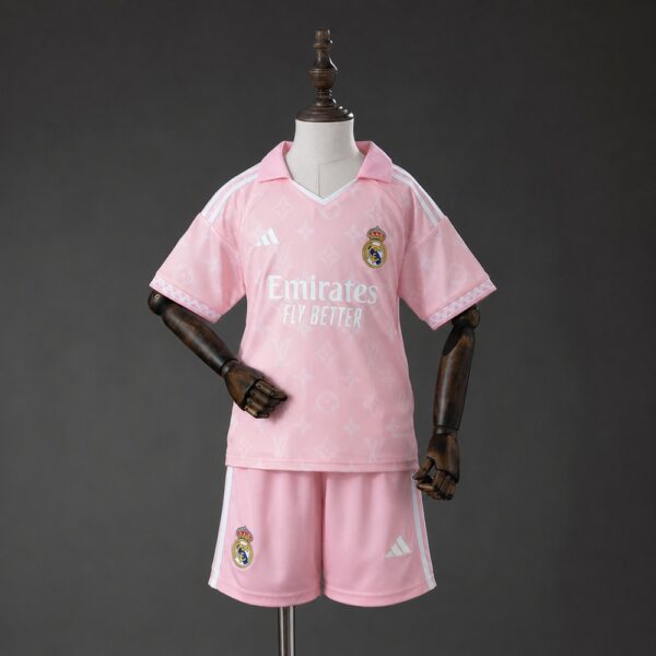 93dc82f6 Real Madrid 2026/27 X LV Kids Kit - Special Edition